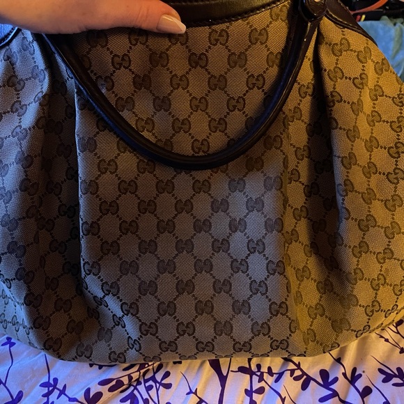 Gucci sulky tote and matching wallet - Picture 4 of 14